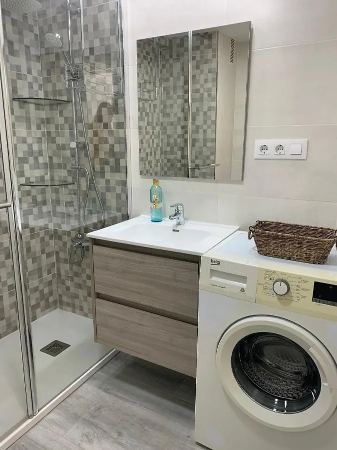 Almansa Shoping & Balcony 3 Bedrooms City Center Malaga